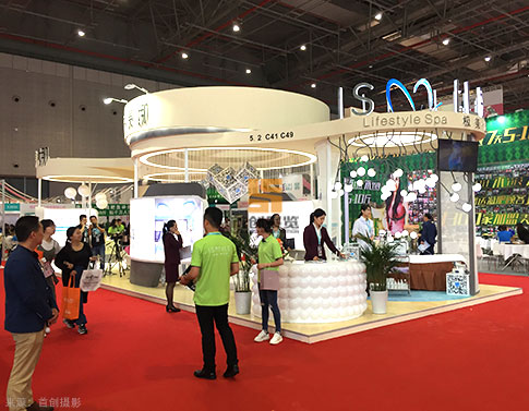 伊美娜 美博會(huì)展覽展示